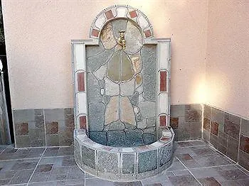 Hotel Detelini